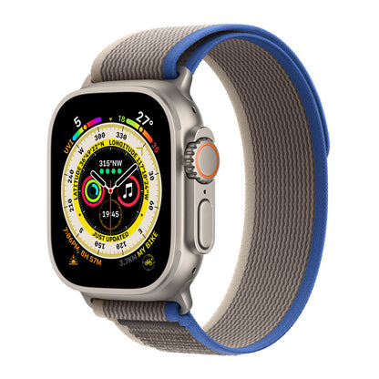 Apple Watch Ultra 49mm Titanium Blue/Gray Trail Loop M/L